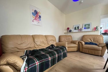 5 bed house, Cathays, Cardiff, CF244AW - Image 3