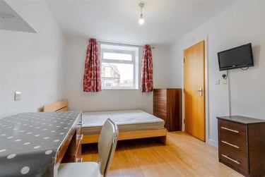3 bed flat, Bristol Road, Selly Park, Birmingham, B296BE - Image 10