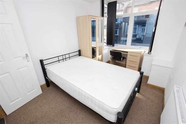 5 bed house, Hubert Road, Selly Park, Birmingham, B296EP - Image 4