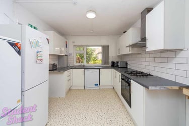 6 bed house, Derby Road, Fallowfield, Manchester, M146UX - Image 4
