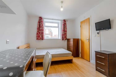 3 bed flat, Selly Oak, Selly Park, Birmingham, B296BE - Image 10