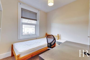 5 bed house, Bonhay Road, St David's, Exeter, EX44BL - Image 9