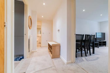 2 bed flat, Cardiff Bay, City Centre, Cardiff, CF104DA - Image 6