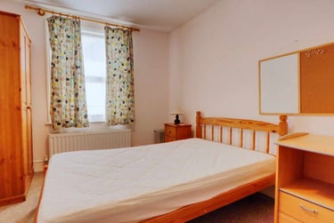 3 bed house, Old Park Road, St Sidwells, Exeter, EX44EZ - Image 8