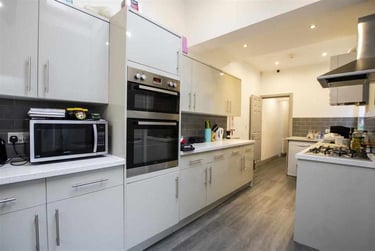 6 bed house, Selly Hill Road, Selly Park, Birmingham, B297DL - Image 3