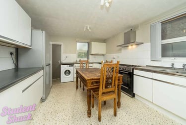 7 bed house, Moss Lane East, Rusholme, Manchester, M144PW - Image 4