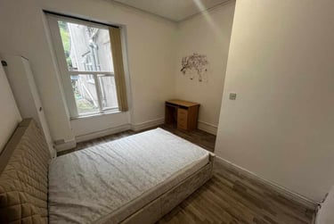 2 bed flat, Hanover Street, City Centre, Swansea, SA16BQ - Image 4