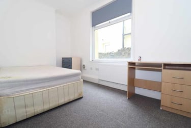 3 bed flat, Cathays, Plasnewydd, Cardiff, CF244AT - Image 5