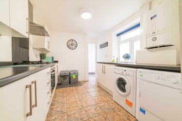 4 bed house, Cathays, Plasnewydd, Cardiff, CF244BQ - Image 3