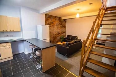 3 bed flat, Ecclesall Road, Sharrowvale, Sheffield, S118PG - Image 4