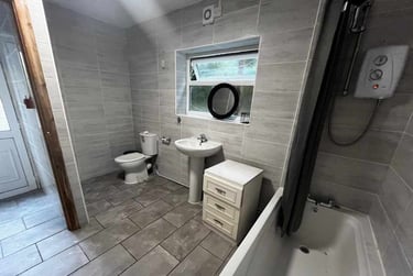 2 bed flat, Hanover Street, City Centre, Swansea, SA16BQ - Image 9