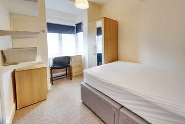 4 bed house, Bonhay Road, St David's, Exeter, EX44JD - Image 9