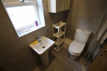 6 bed house, Cathays, Cardiff, CF244BX - Image 12