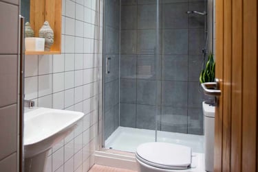 8 bed house, Amherst Road, Fallowfield, Manchester, M146UQ - Image 2