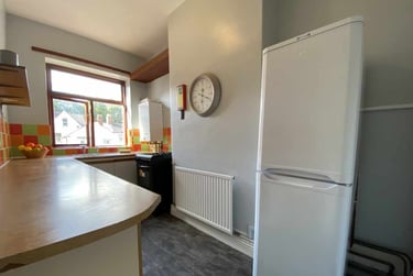 3 bed flat, Cathays, Plasnewydd, Cardiff, CF244AT - Image 2