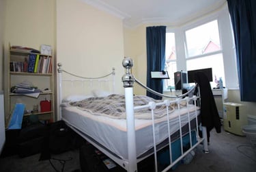 5 bed house, Cathays, Cardiff, CF244QY - Image 3
