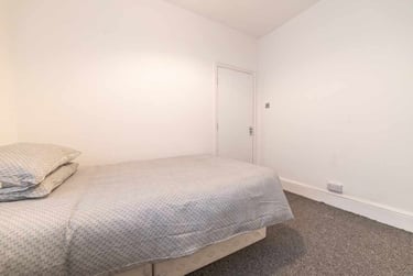 5 bed house, Cathays, Cardiff, CF244QJ - Image 11