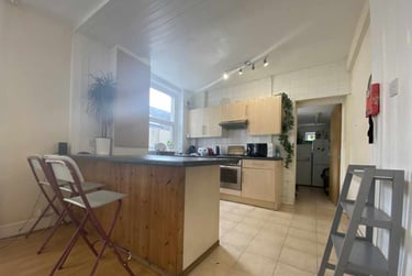 4 bed house, Roath, Cathays, Cardiff, CF244GB - Image 2