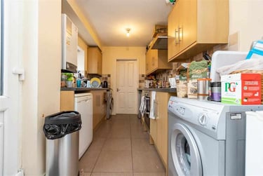 5 bed house, Hubert Road, Selly Park, Birmingham, B296EE - Image 2