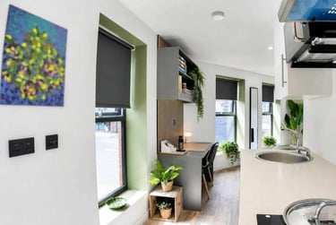 1 bed flat, 1 Twyning Road, Stirchley, Birmingham, B302DR - Image 1