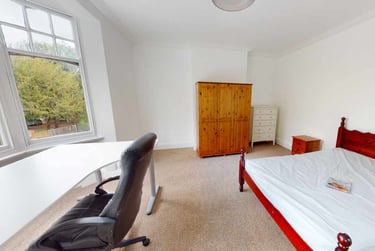 6 bed house, Sykefield Avenue, City Centre, Leicester, LE30LA - Image 1