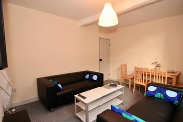 4 bed house, Earlham Road, Earlham, Norwich, NR47HL - Image 5