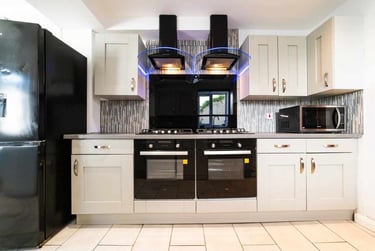 7 bed house, Cathays, Cardiff, CF244DB - Image 4