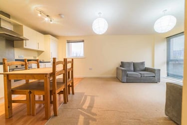 2 bed flat, Cardiff Bay, Grangetown, Cardiff, CF105NT - Image 7