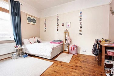 3 bed house, Blackall Road, St Sidwells, Exeter, EX44HD - Image 3