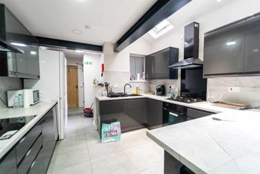 6 bed house, Heeley Road, Selly Park, Birmingham, B296EL - Image 4