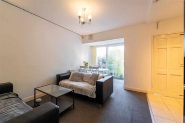 3 bed house, Reservoir Road, Selly Park, Birmingham, B296TF - Image 2