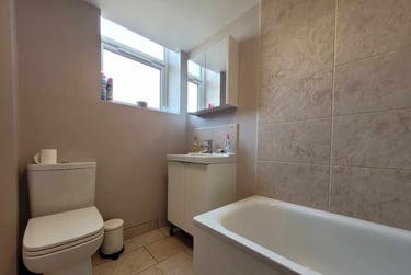 7 bed house, Cathays, Cardiff, CF244BZ - Image 3