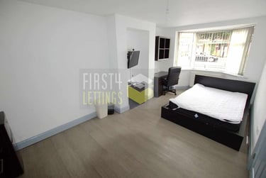 1 bed house, Welford Road, Clarendon Park, Leicester, LE26BH - Image 1