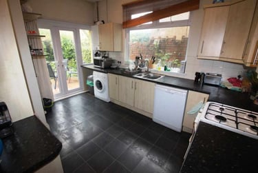 4 bed house, Heath, Gabalfa, Cardiff, CF143LD - Image 1