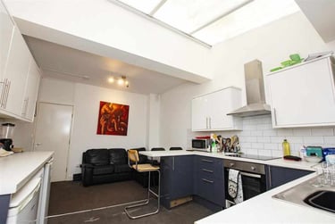 6 bed house, Tiverton Road, Selly Park, Birmingham, B296DB - Image 1