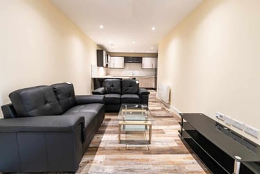 3 bed flat, Harrow Street, Highfield, Sheffield, S118BP - Image 3