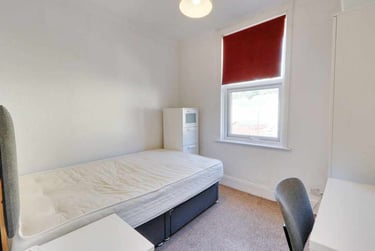 5 bed house, Bonhay Road, St David's, Exeter, EX44BL - Image 8