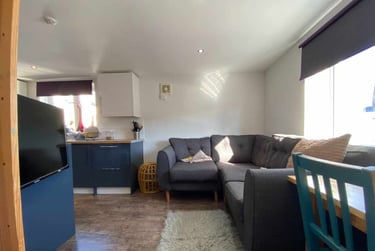 3 bed flat, Cathays, Plasnewydd, Cardiff, CF244AT - Image 2