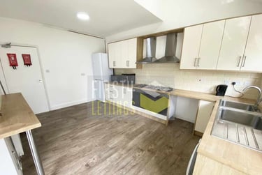 6 bed house, Greenhill Road, Clarendon Park, Leicester, LE23DJ - Image 3