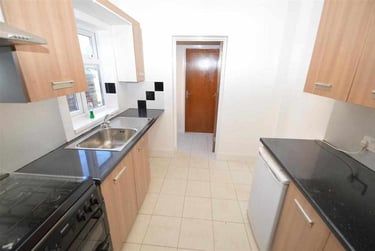 5 bed house, Gibbins Road, Selly Park, Birmingham, B296PG - Image 1