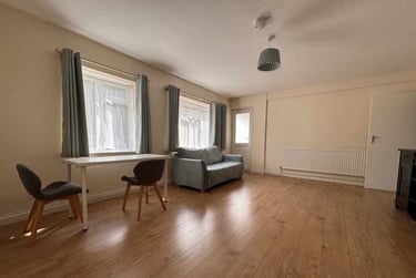 2 bed flat, Roath, Plasnewydd, Cardiff, CF241RH - Image 2