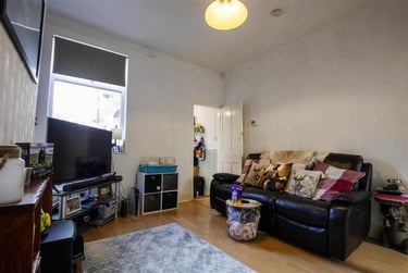 2 bed house, Westminster Road, Selly Park, Birmingham, B297RS - Image 3