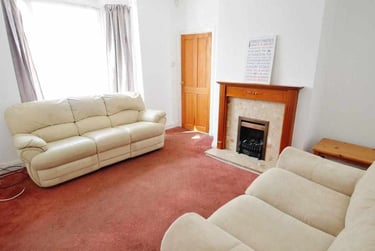 6 bed house, Milner Road, Selly Park, Birmingham, B297RG - Image 1