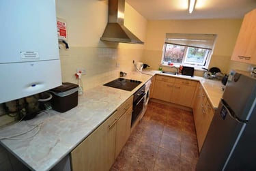3 bed house, Cathays, Cardiff, CF244JJ - Image 2
