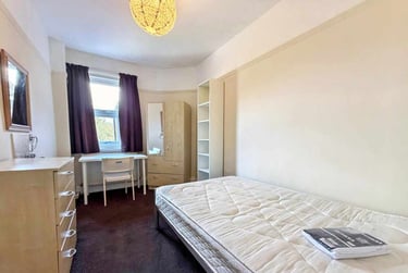 8 bed house, Velwell Road, St Sidwells, Exeter, EX44LE - Image 11