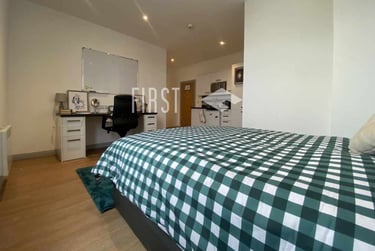 1 bed studio, Percy Road, Aylestone Park, Leicester, LE28FP - Image 3