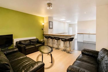 7 bed house, 165 Hubert Road, Selly Park, Birmingham, B296ET - Image 1