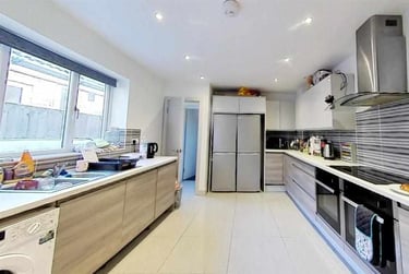 6 bed house, Tiverton Road, Selly Park, Birmingham, B296DB - Image 2