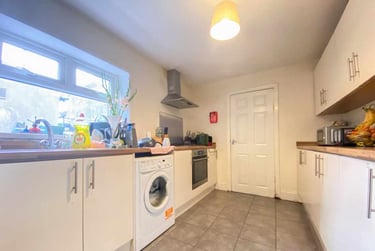 5 bed house, Roath, Cathays, Cardiff, CF244TP - Image 2