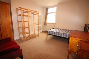 6 bed house, Cathays, Cardiff, CF103EF - Image 7